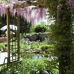 Aux Jardins D'alice Frühstückspension