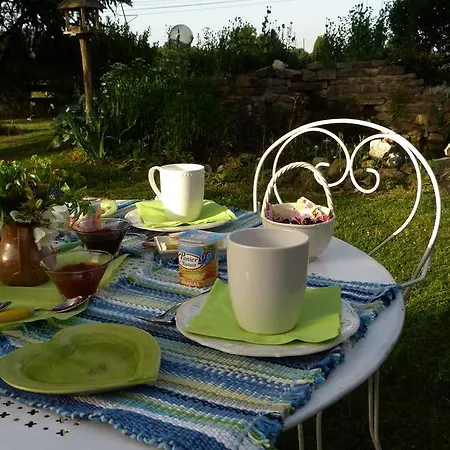 Aux Jardins D'alice 第戎