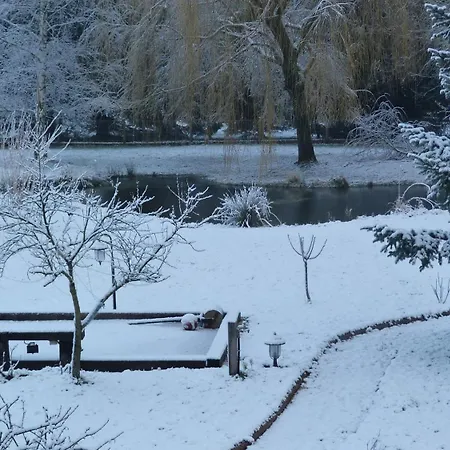 Bed & Breakfast Aux Jardins D'alice *