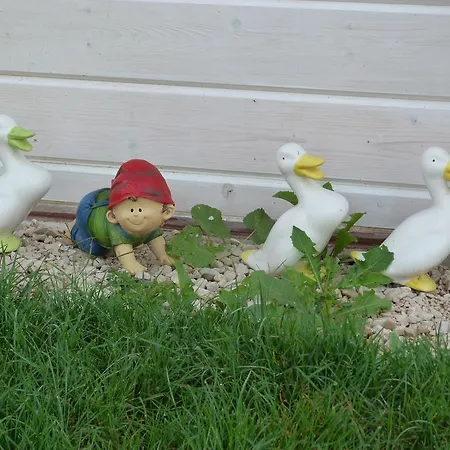 فندق مبيت وإفطار Aux Jardins D'alice