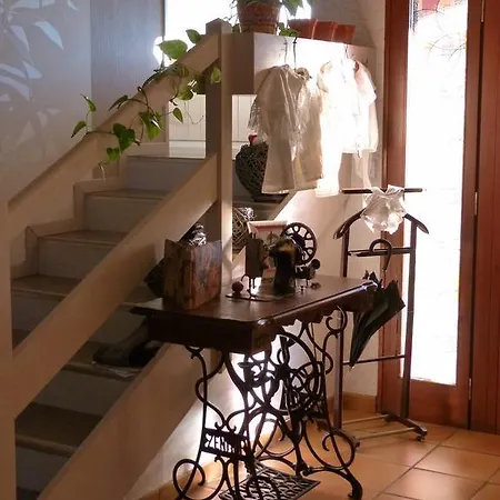 Aux Jardins D'alice Bed & Breakfast *