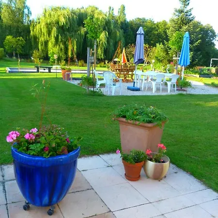 Aux Jardins D'alice 第戎