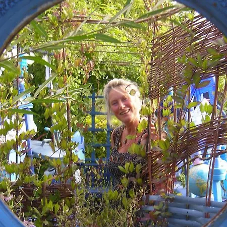 Aux Jardins D'alice * 第戎