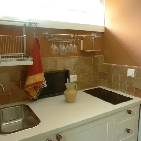 Aux Jardins D'alice * ديجون