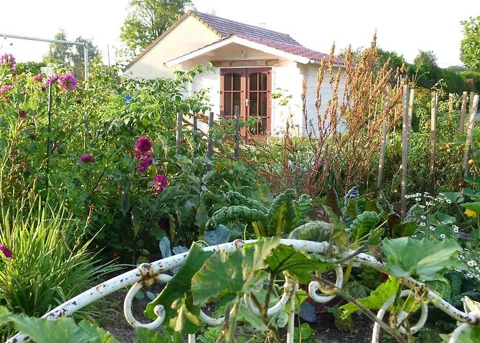 Aux Jardins D'alice Oda ve Kahvaltı Dijon