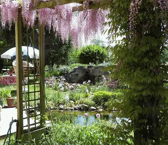 Aux Jardins D'alice Oda ve Kahvaltı