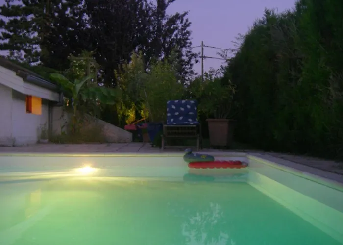 Bed and breakfast Aux Jardins D'alice Dijon