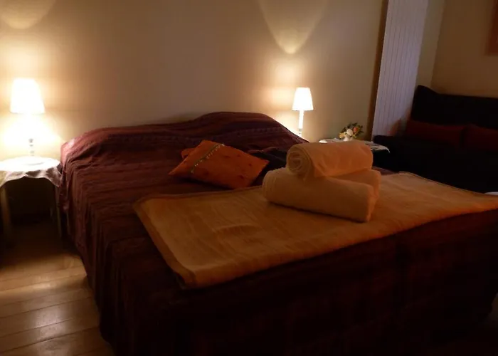 Aux Jardins D'alice Bed & Breakfast *